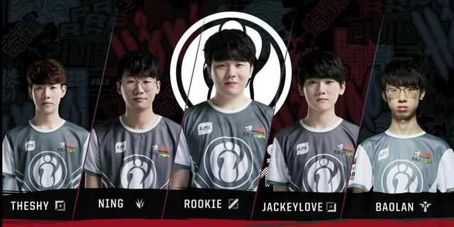 对于朱利亚 对于朱利亚