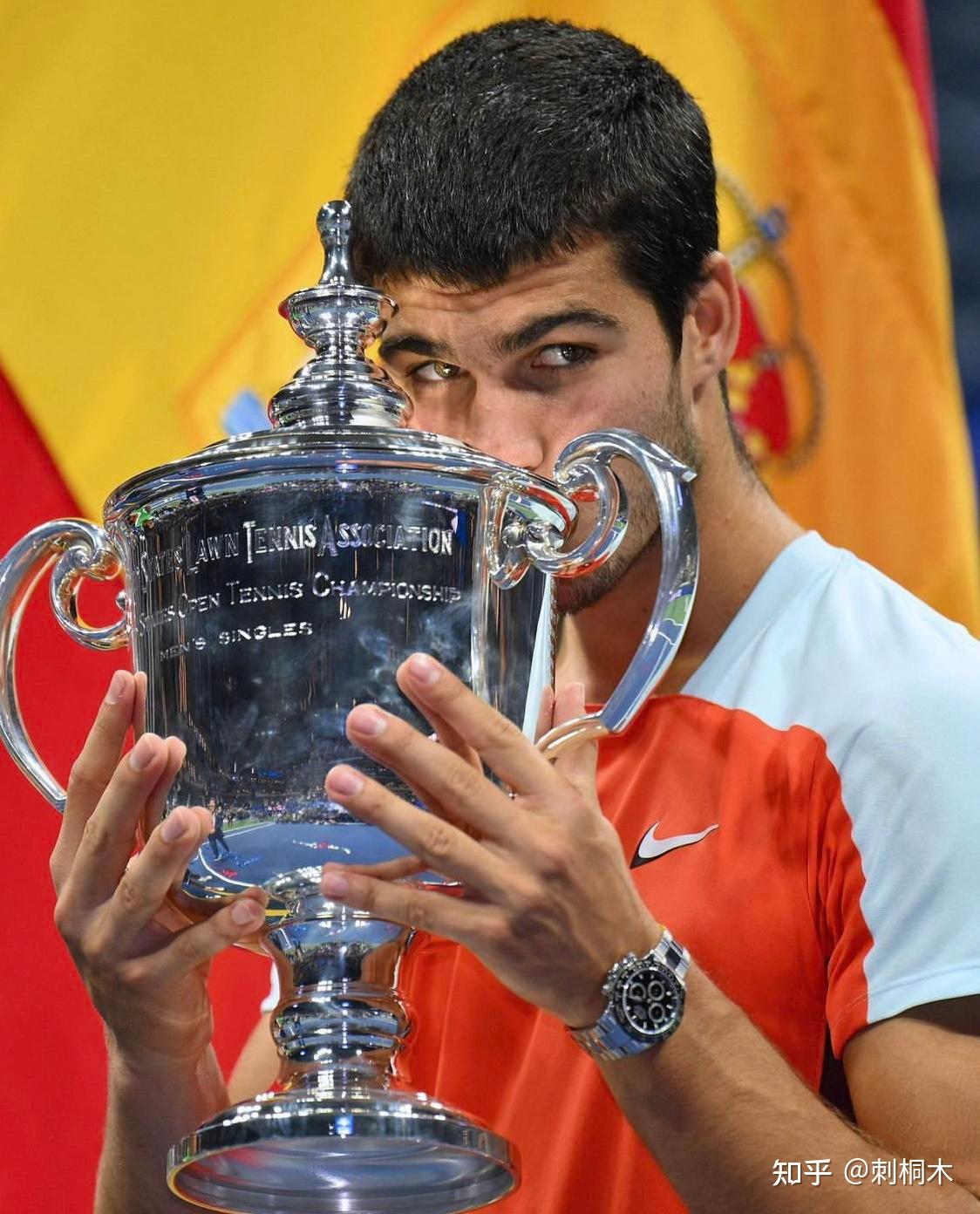 各大品牌倾 各大品牌倾