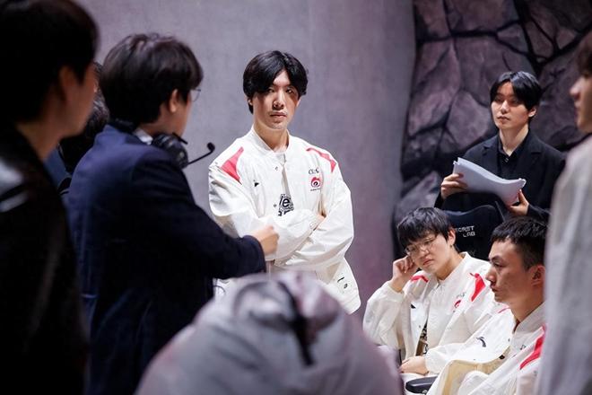 机遇也是挑 机遇也是挑