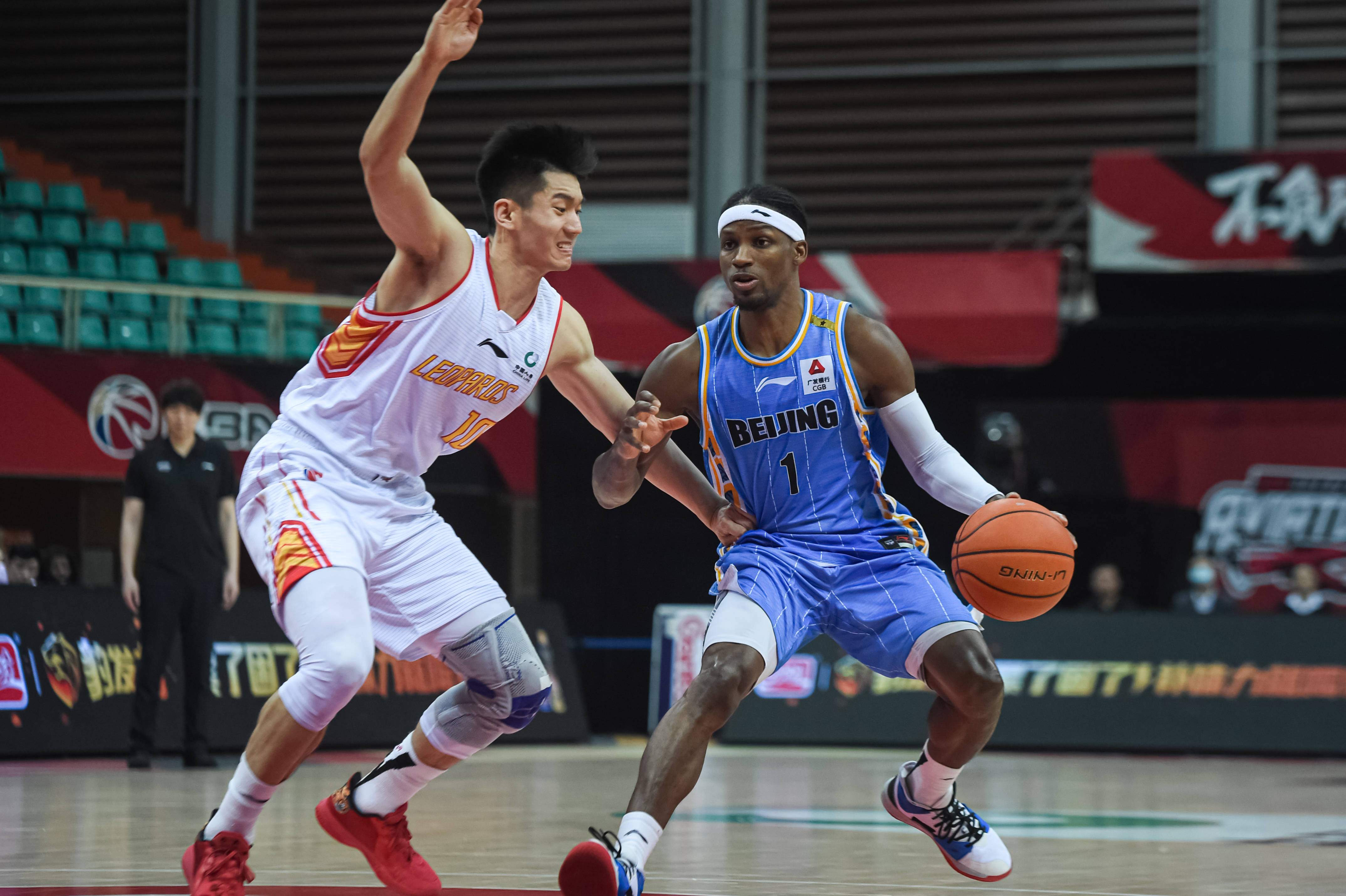 友提供支持 友提供支持