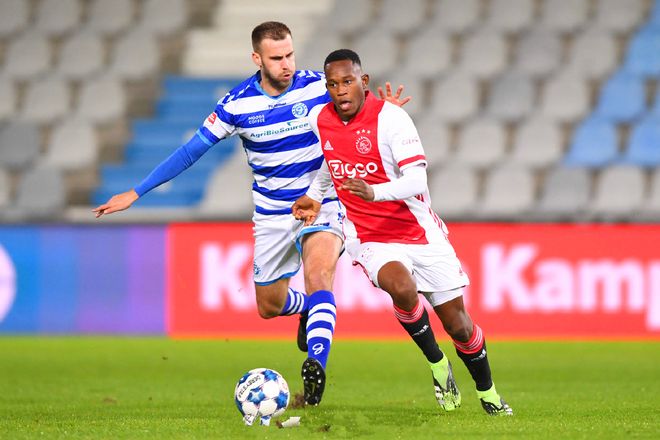 他通过不懈 他通过不懈