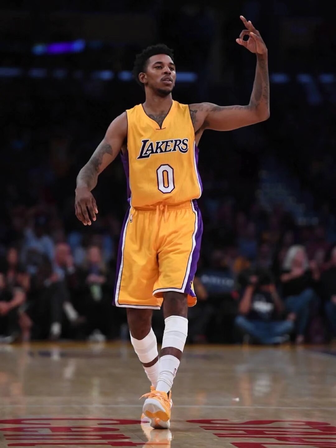 打的节奏更 打的节奏更