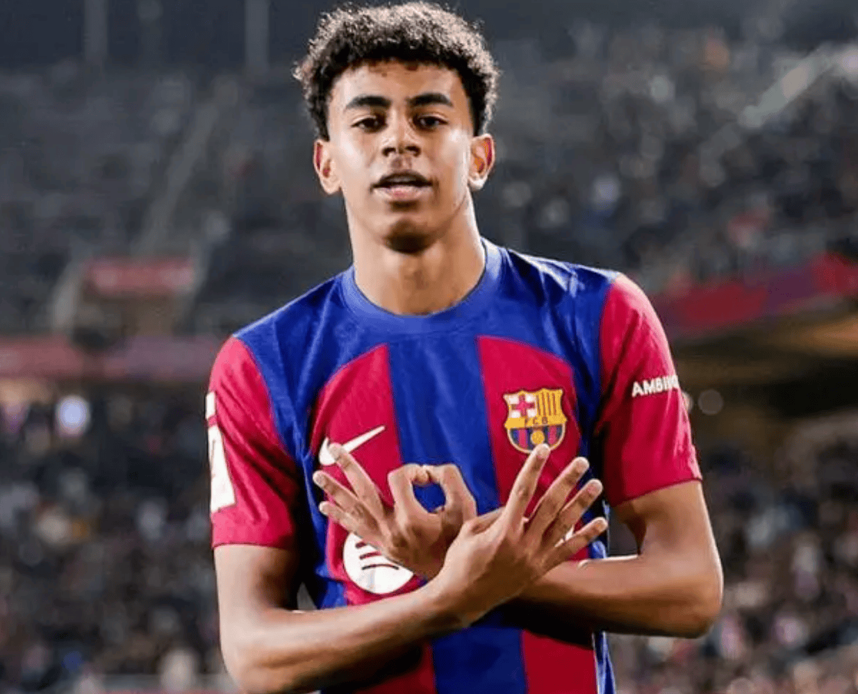 次聚焦于 次聚焦于