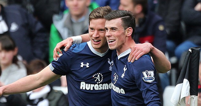 表现却像两 表现却像两